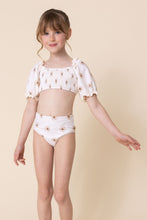White floral print smocked 2pc girl swimsuit (size run small, go up 1-2 sizes)