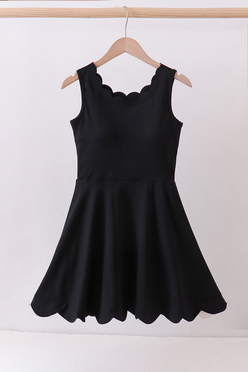 Black scalloped active mom&me dress - ARIA KIDS