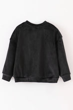 Black velvet blessed embroidery mom&me sweatshirt - ARIA KIDS