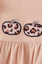 Leopard pumpkin applique dress