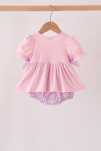 Pink goose embroidery bubble