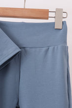 Teal scalloped active pants set