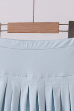 Sky pleated skort