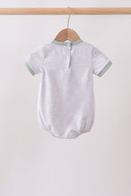 Green vehicle embroidery stripe bubble