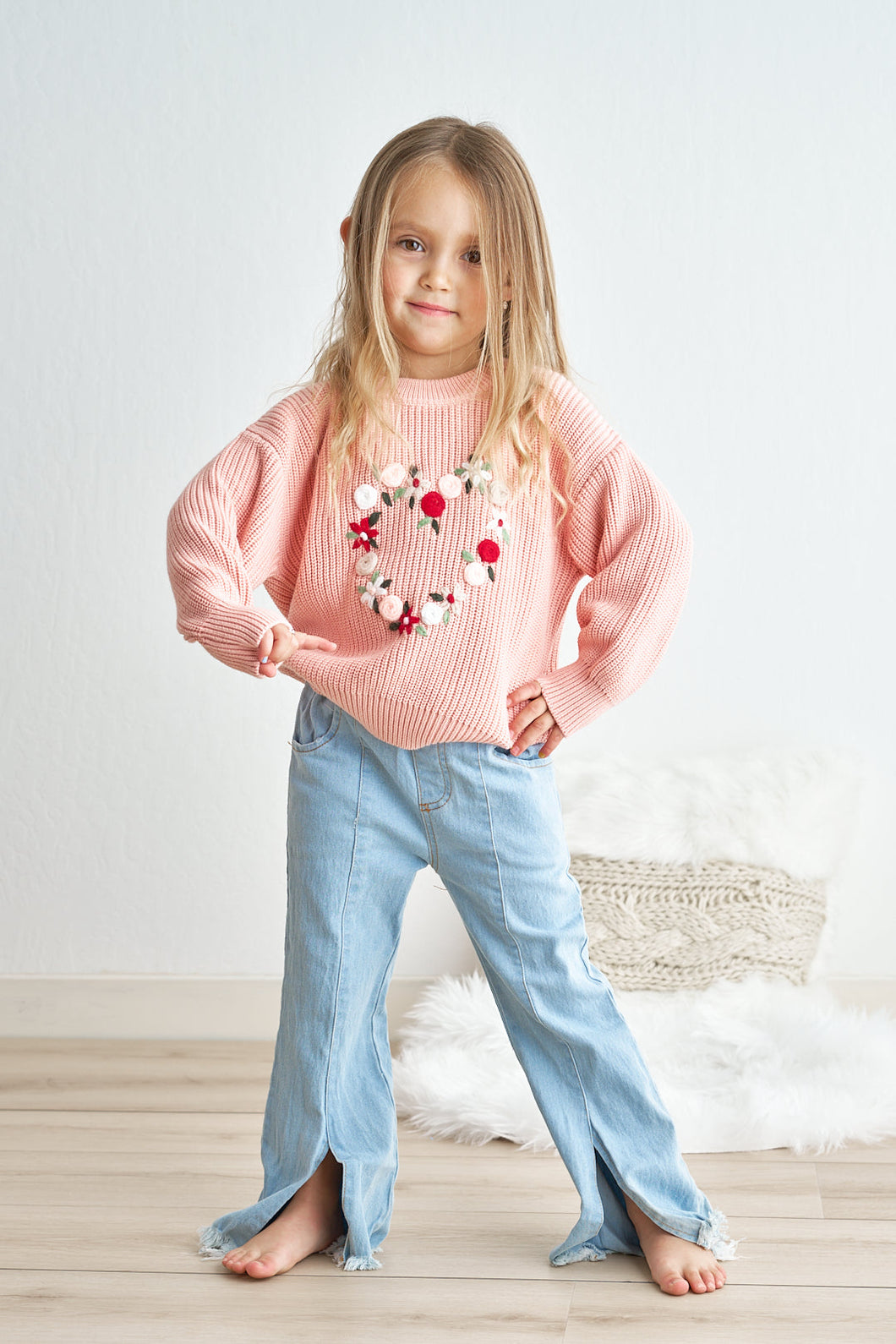 Pink heart floral hand-embroidered oversized sweater - ARIA KIDS