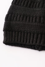 Black pompom cable beanie hat - ARIA KIDS