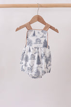 Khaki Deer Forest Bubble