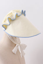 Cream lace bonnet