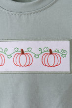 Green Pumpkin Embroidery Gingham Shorts Set
