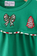 Green christmas tree bow applique ruffle bubble