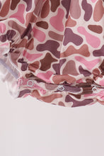 Pink leopard rufle bubble