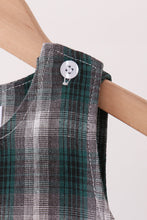 Green plaid jonjon