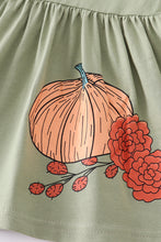 Green pumpkin print girl set