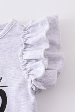 Grey bee "kind" ruffle denim shorts set